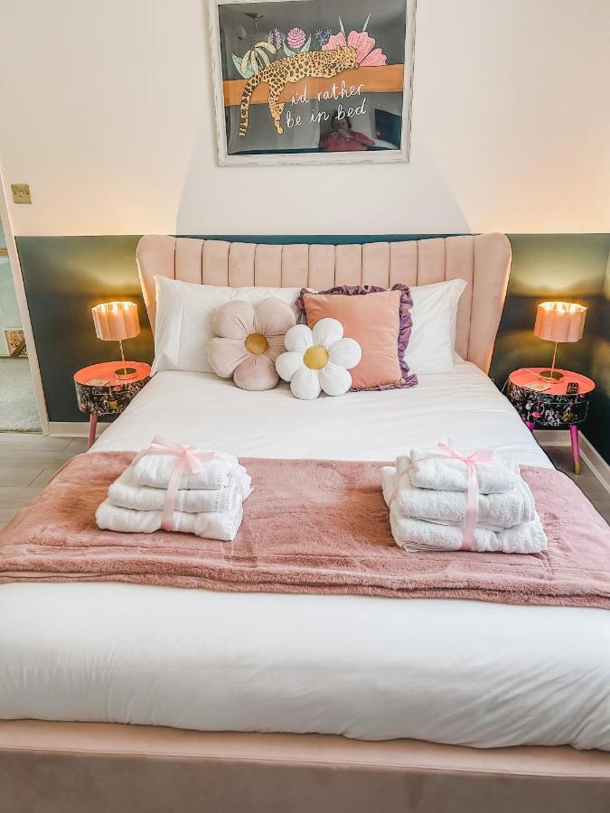Dawns House Cromford, Peak District, Hot Tub, For 6 - Stunning Views Apartment Exterior photo